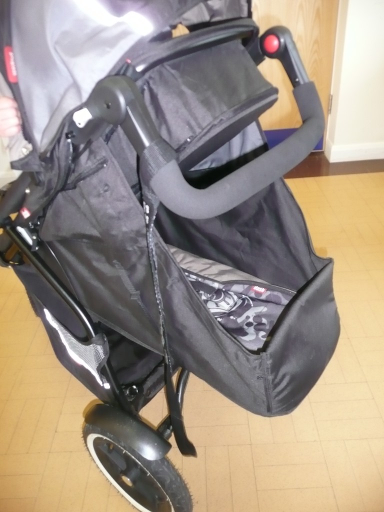 phil and teds cocoon baby carrycot