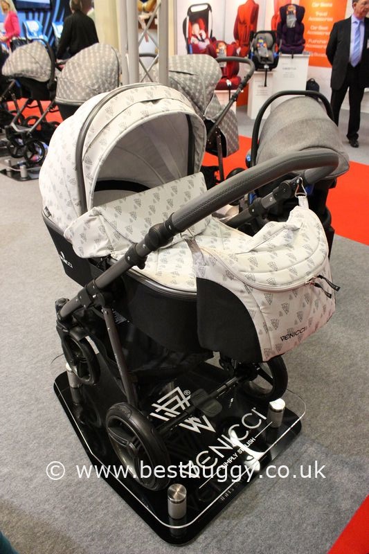 venicci polka dot pram