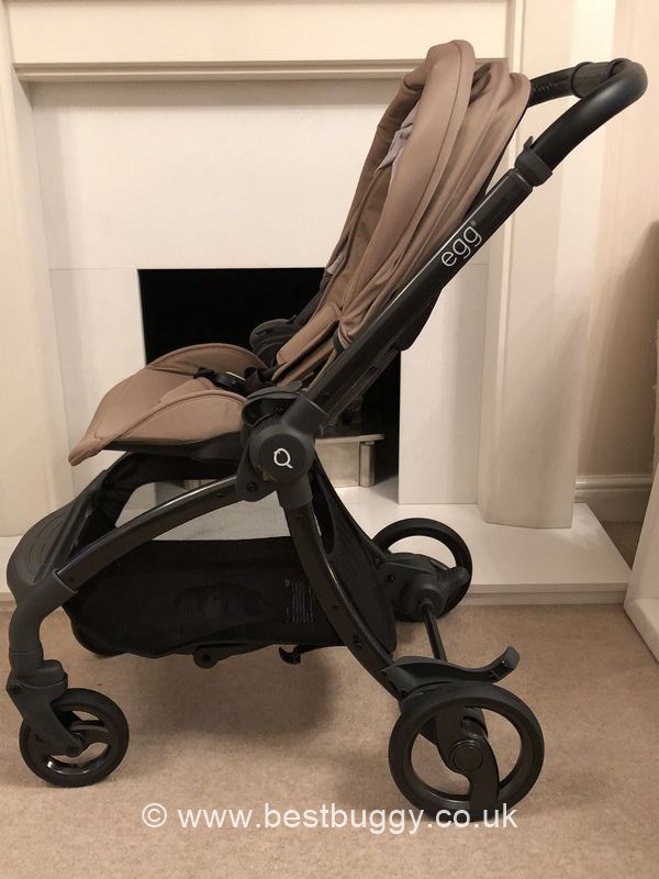 egg quail pushchair